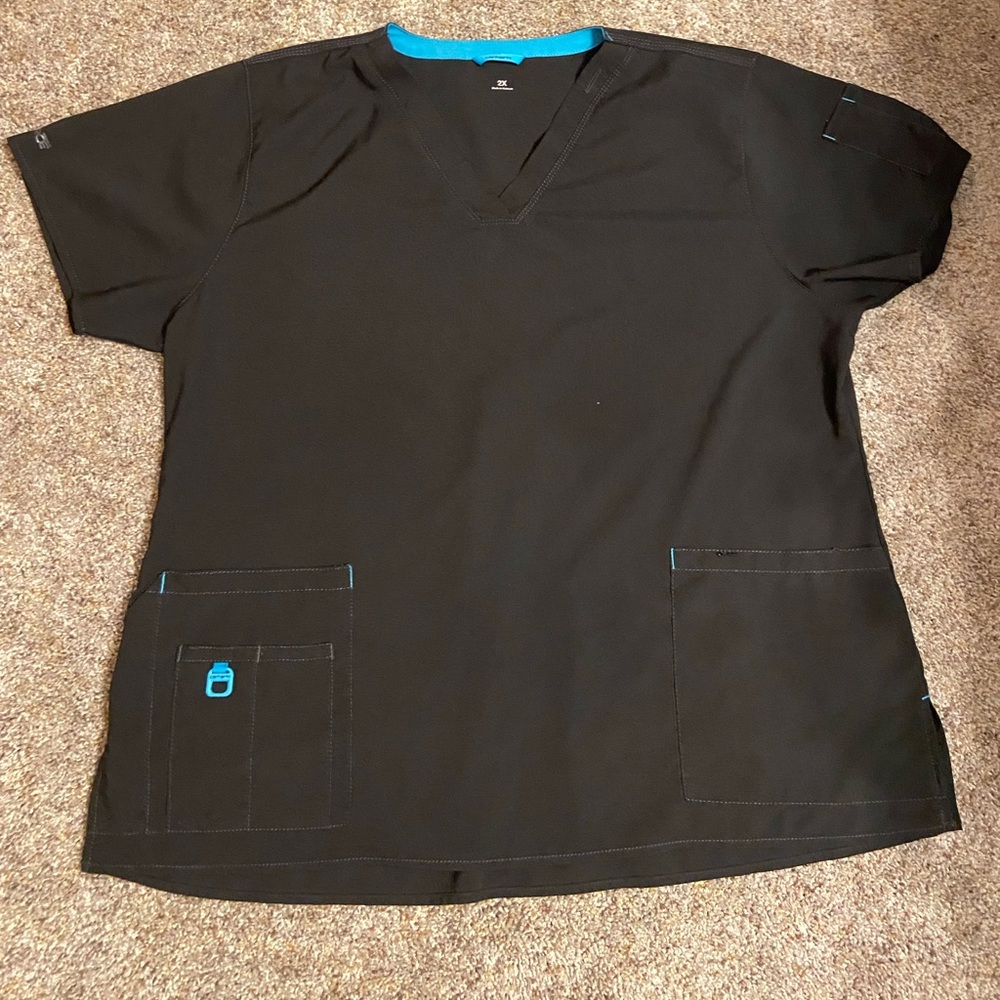 Scrub top